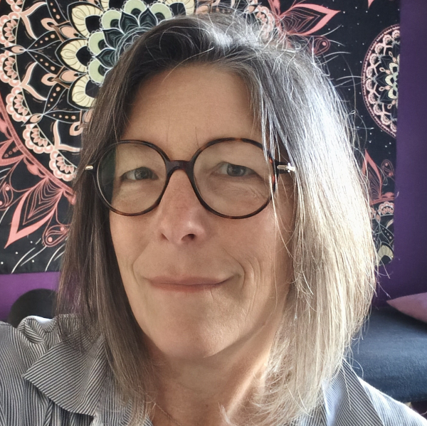 Marie-José CHAIGNEAU  - Magnétiseuse