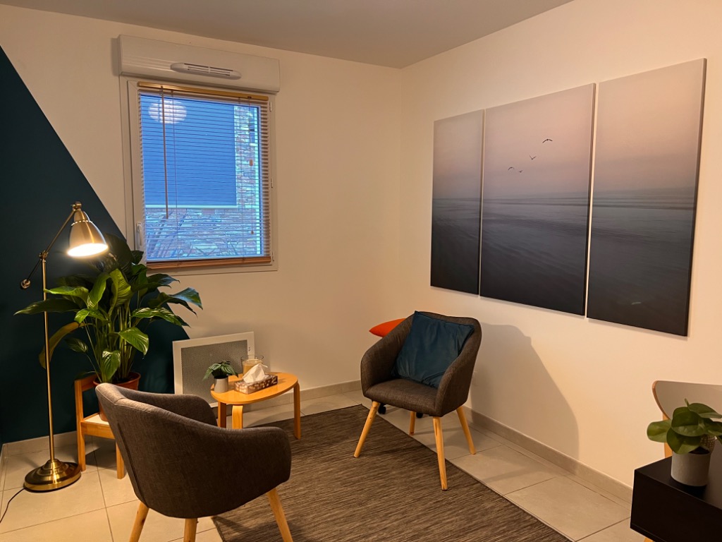 photo cabinet Elisabeth Lasbroas