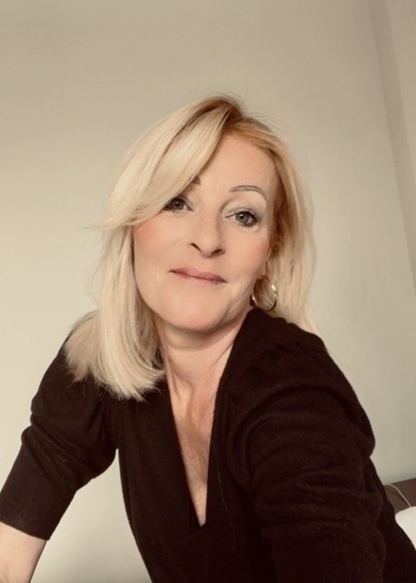 photo portrait Elisabeth Lasbroas