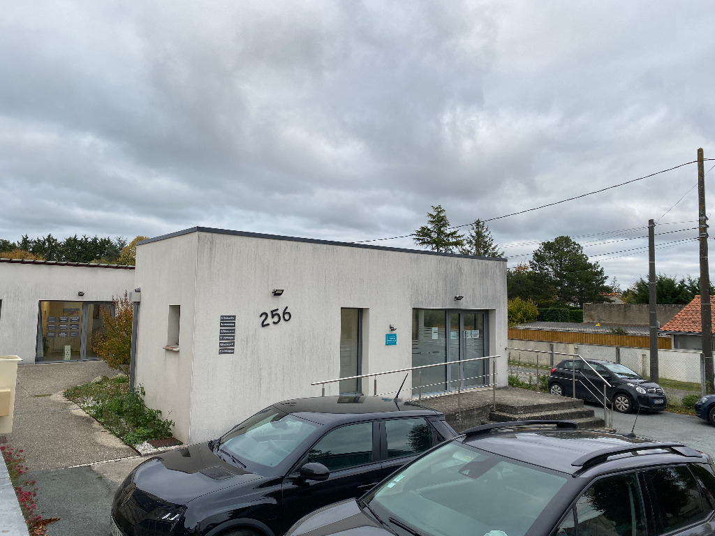 photo cabinet Sarah HAYS