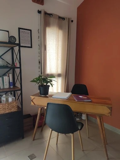 photo cabinet Marine Rellui Sophrologue à Saint Paul