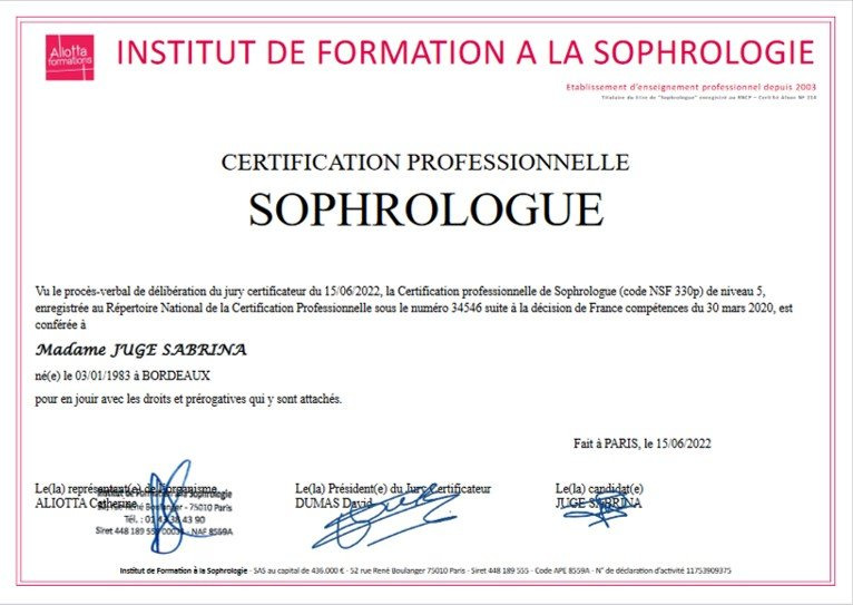 photo diplome Sabrina Sophrologie