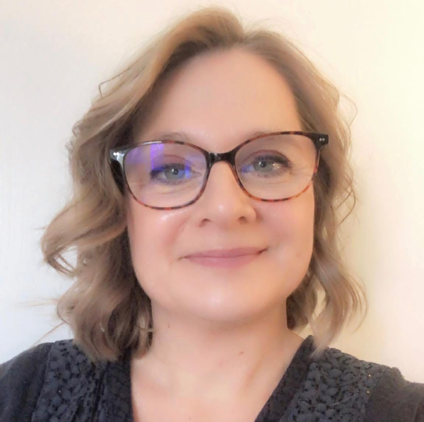 ISABELLE CHARBONNEYRE