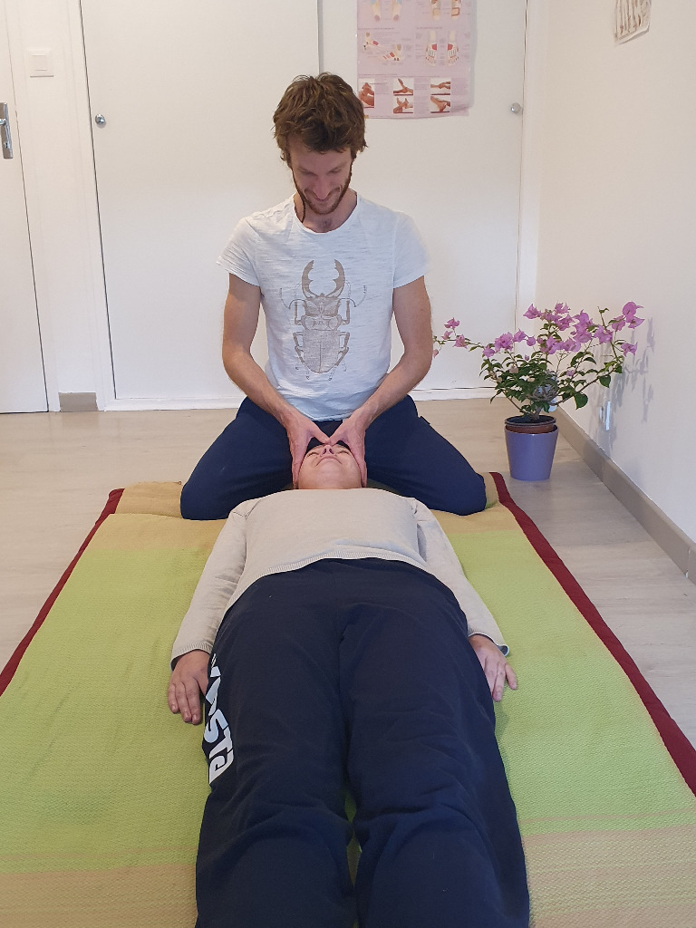 photo seance Thomas Cretin Shiatsu