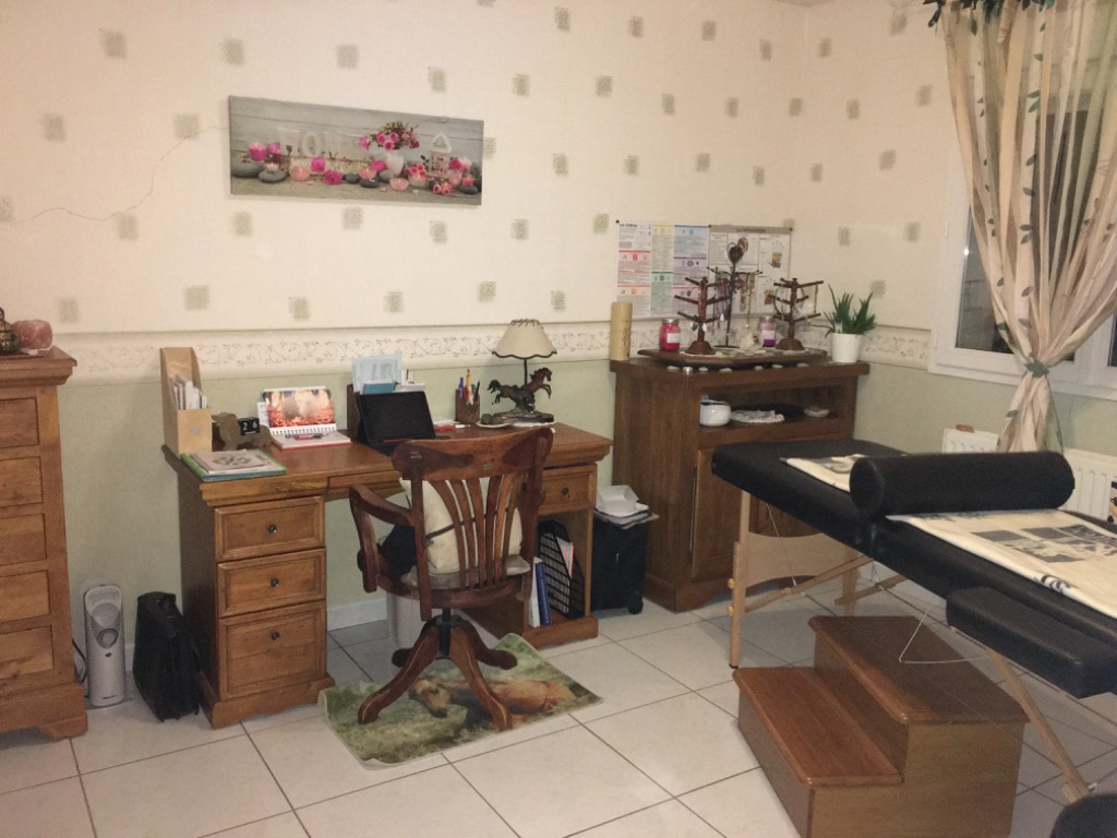 photo cabinet ANGELINA Raimbault LITHOTHERAPEUTE