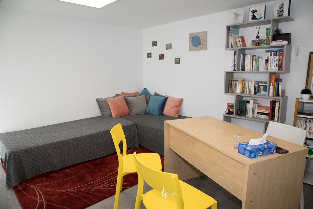 photo cabinet Marie-Pierre GROSHENS