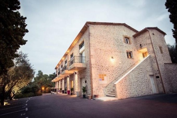 photo cabinet Séverine Sheriff - Cabinet Tanama