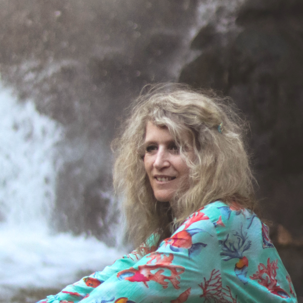 Agnès Auxelles-La Porteuse de Voix