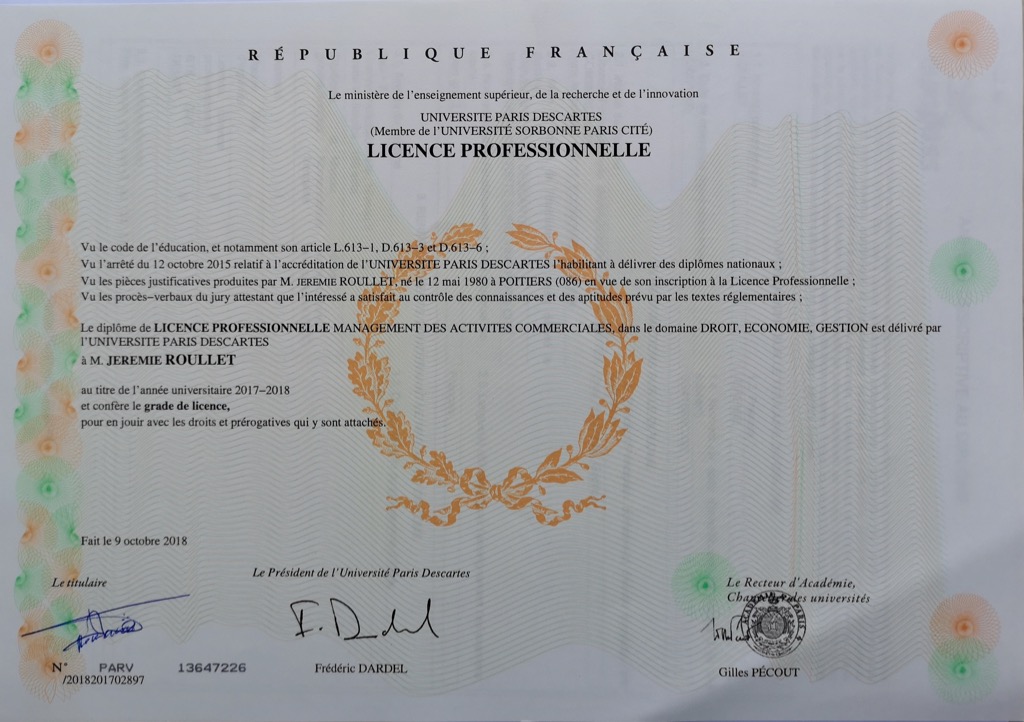 photo diplome JEREMIE ROULLET