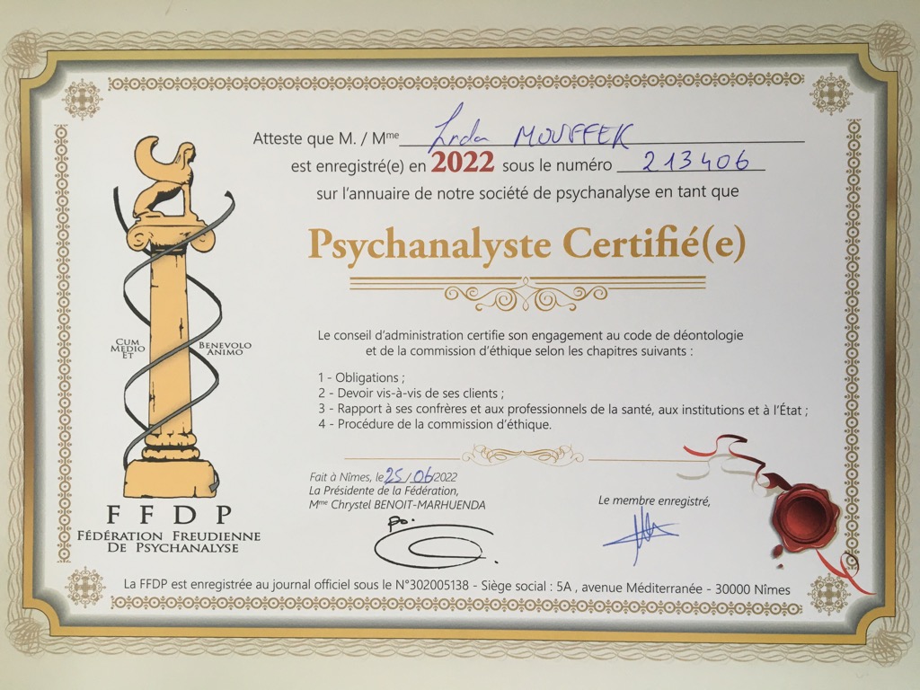 photo diplome Linda Mouffek