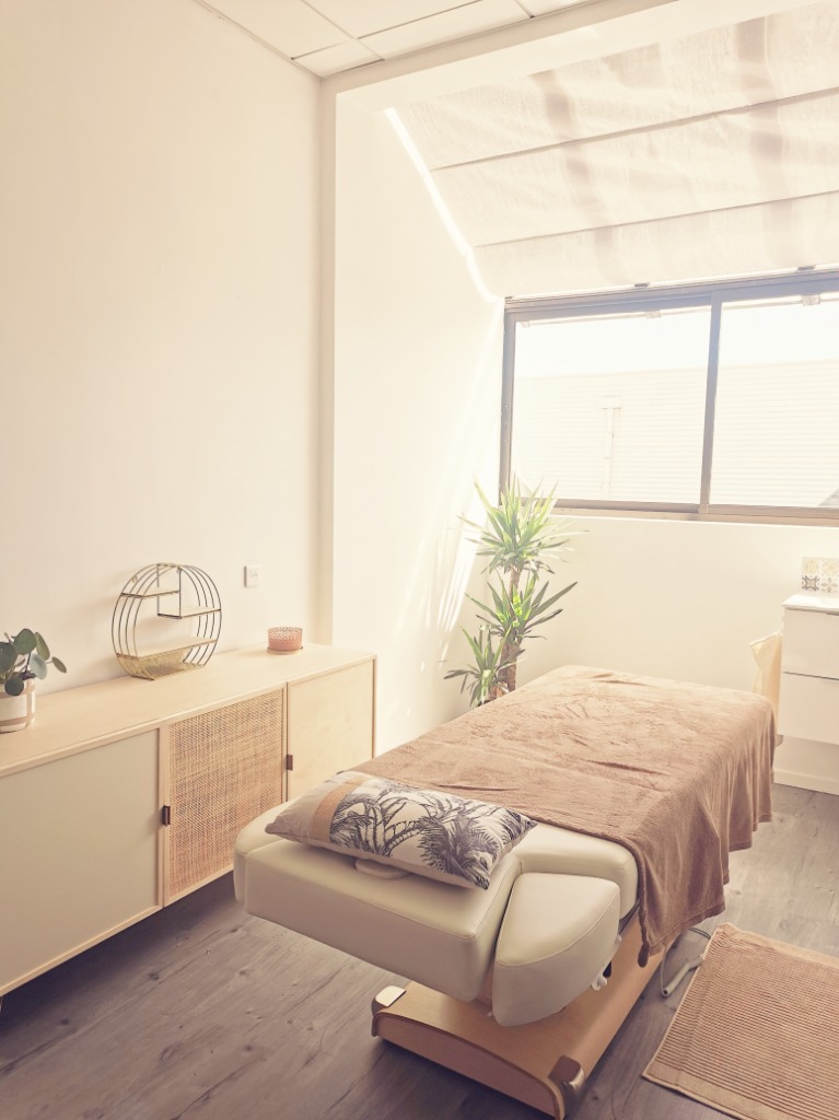 photo cabinet Anjela Faujour 