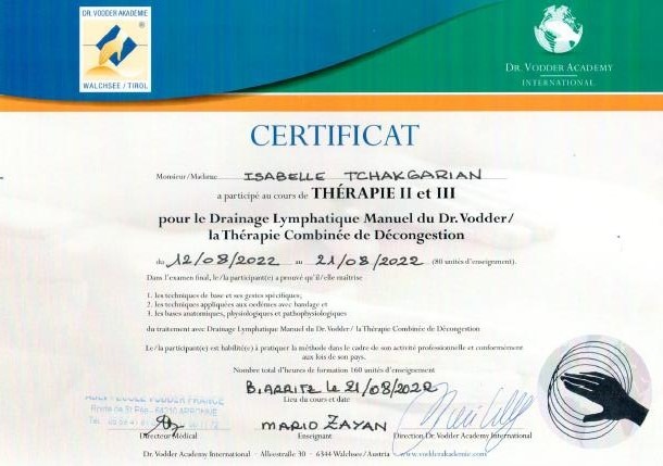 photo diplome Isabelle TCHAKGARIAN