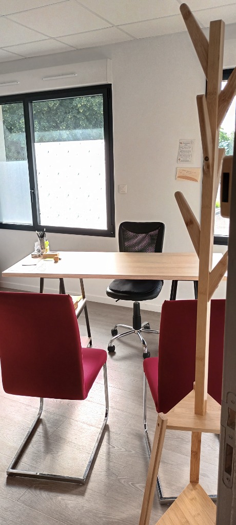 photo cabinet RIBREAU Manuela