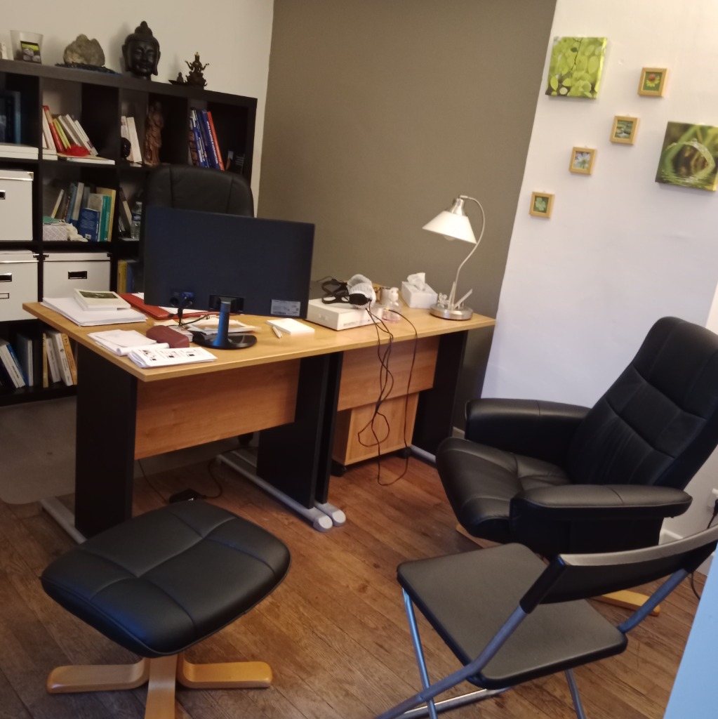 photo cabinet Nadia Takouachet