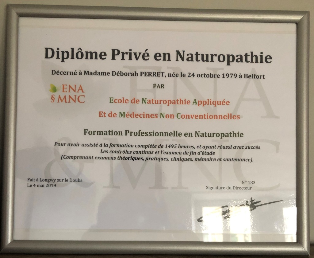 photo diplome Déborah Perret