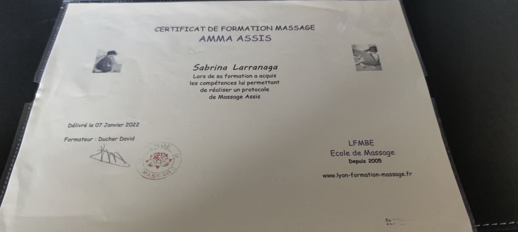 photo diplome Pause Précieuse Sabrina Larrañaga