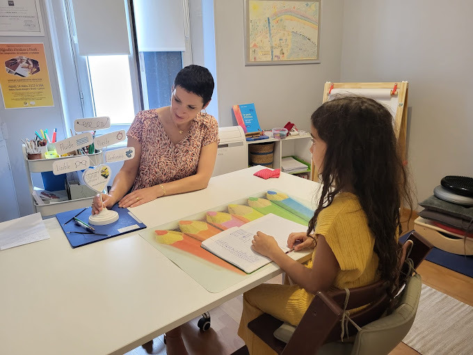 photo seance Cabinet de Graphoéducation Juliette Athéa