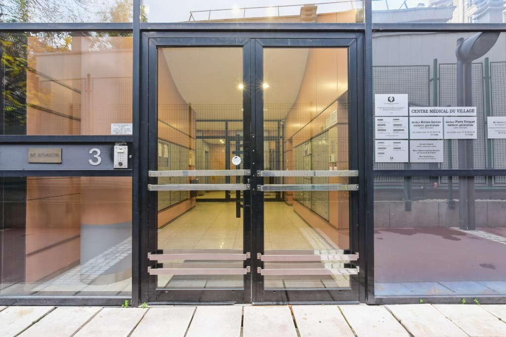 photo cabinet Xavier Carniel