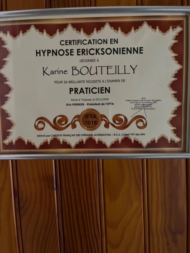 photo diplome Karine BOUTEILLY 