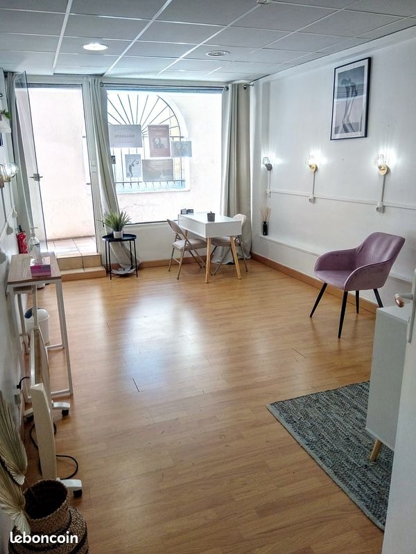 photo cabinet Justine Lainé