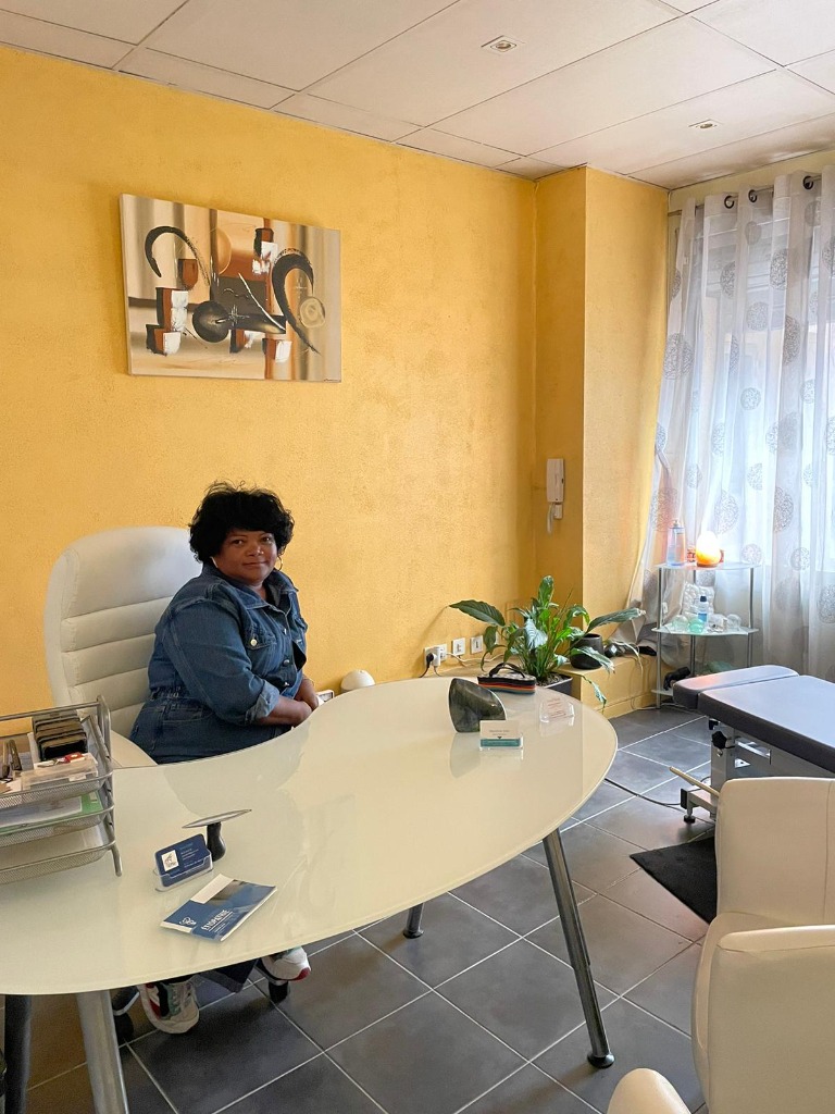 photo cabinet MARIE ANGE RABARIVELO