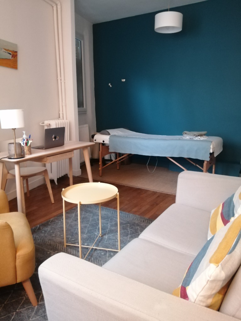 photo cabinet Joséphine Thai