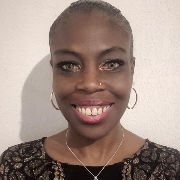 L’ÂME DANS LES MAINS