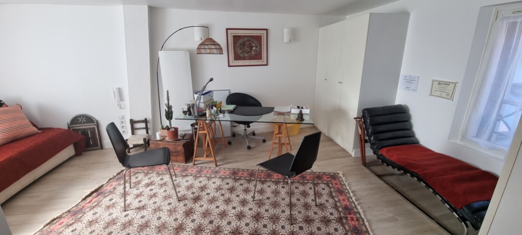 photo cabinet  Carine Delamare Bejot