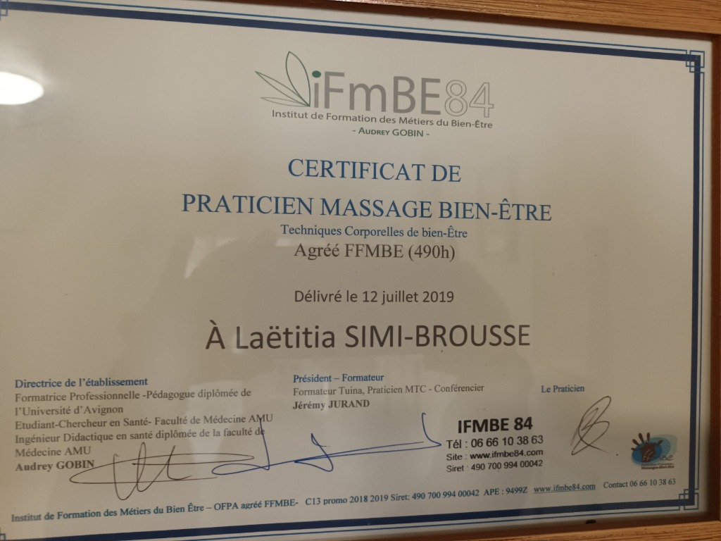 photo diplome Laetitia Simi