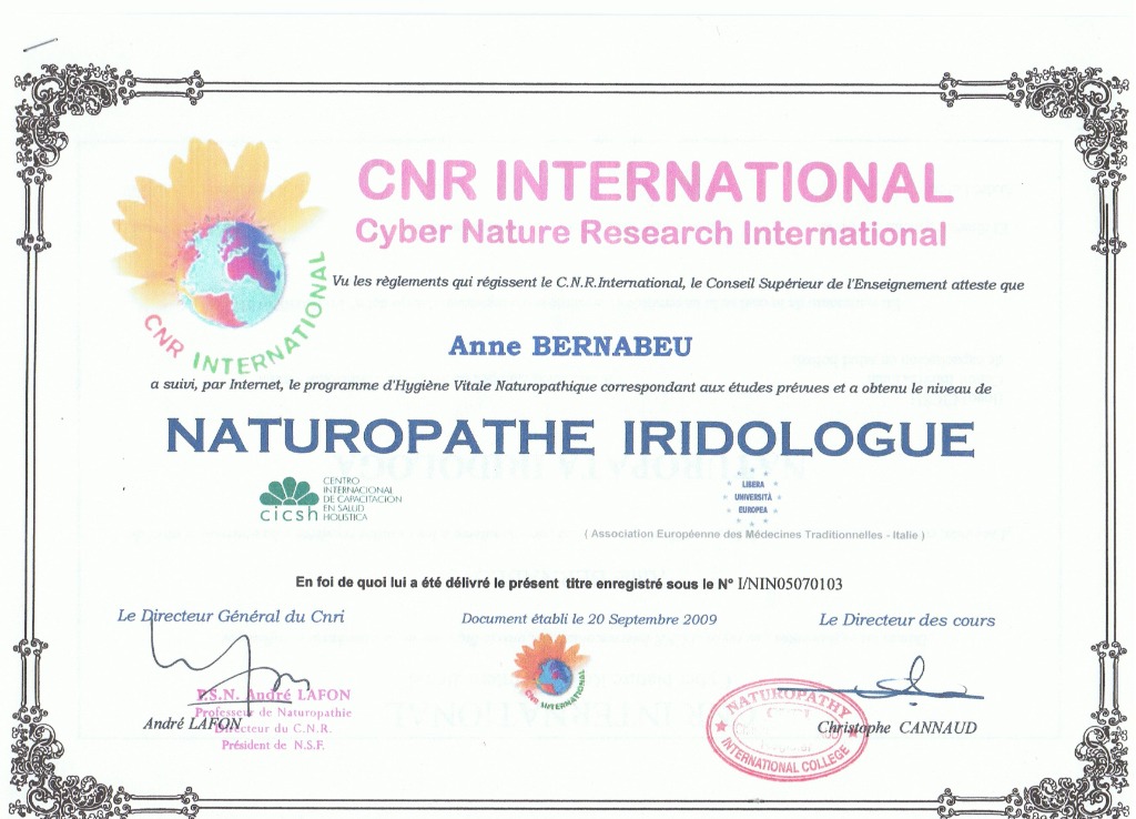 photo diplome Anne Bernabeu Naturopathe-Nutritionniste