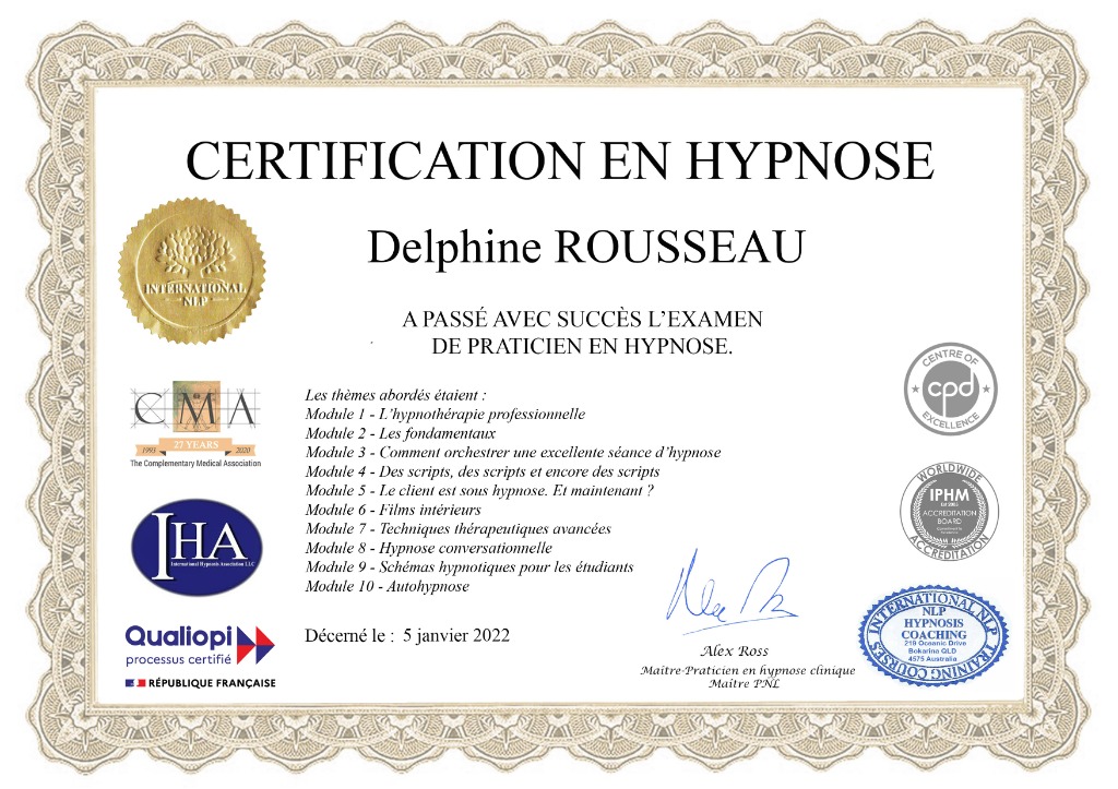 photo diplome Delphine Rousseau