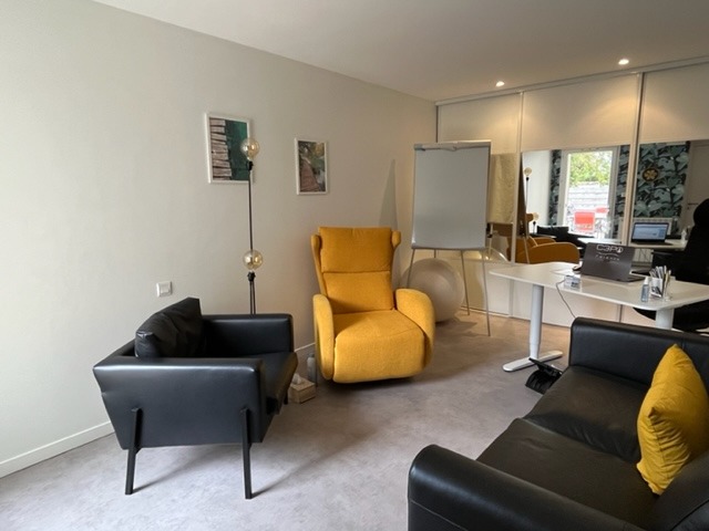 photo cabinet C3PO Talents