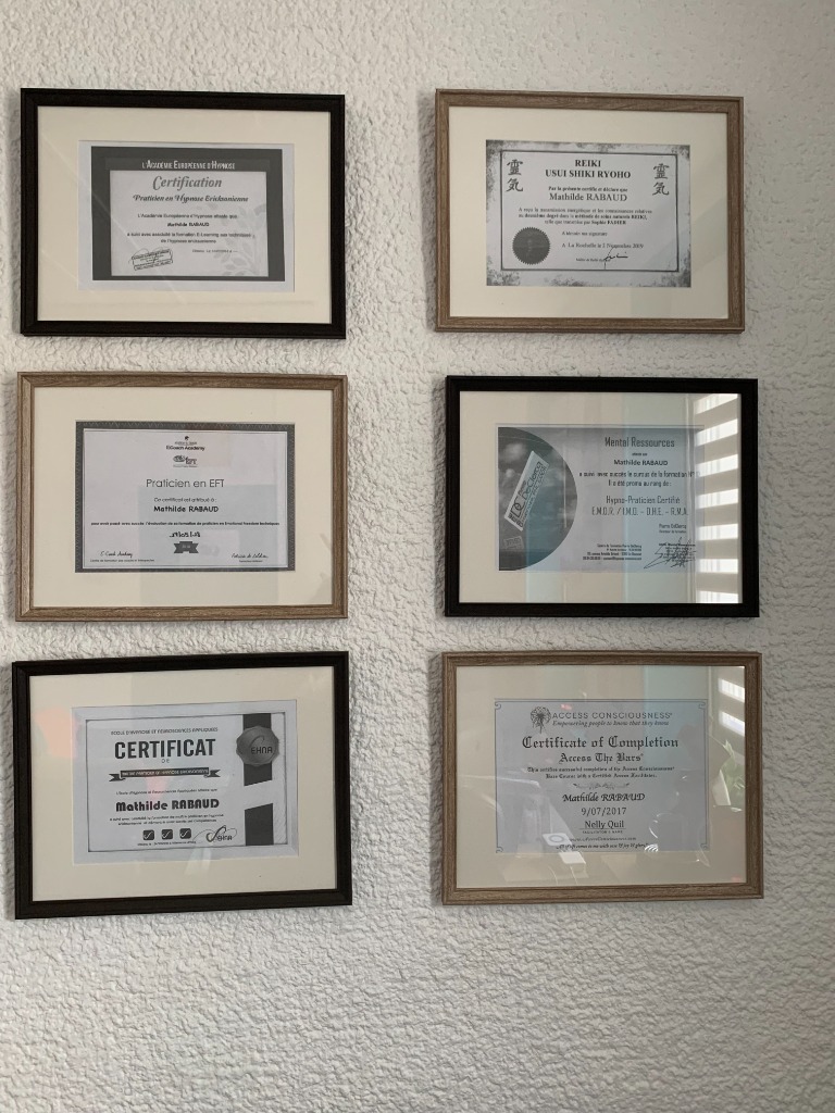 photo diplome MEA THERAPIE