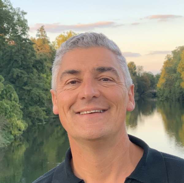 2mainsicietmaintenant 