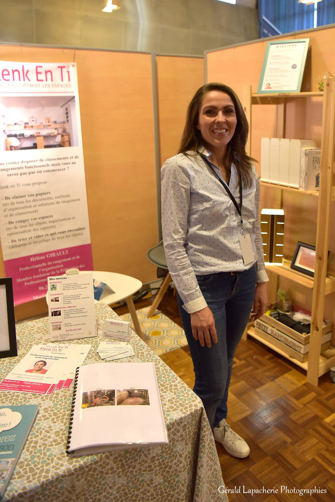 photo portrait Hélène coach en rangement - Klenk En Ti