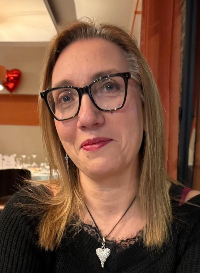 photo portrait Carminda BENIGNO