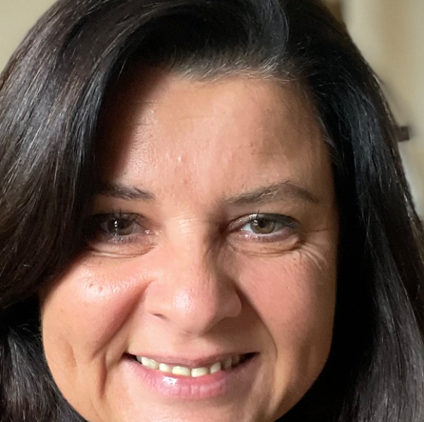 Stephanie Bauchet Adelinet