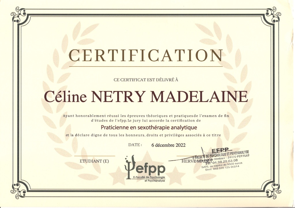 photo diplome Caelina PSY