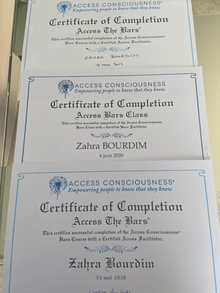 photo diplome ZAHRA by ZB-Créer son bien être