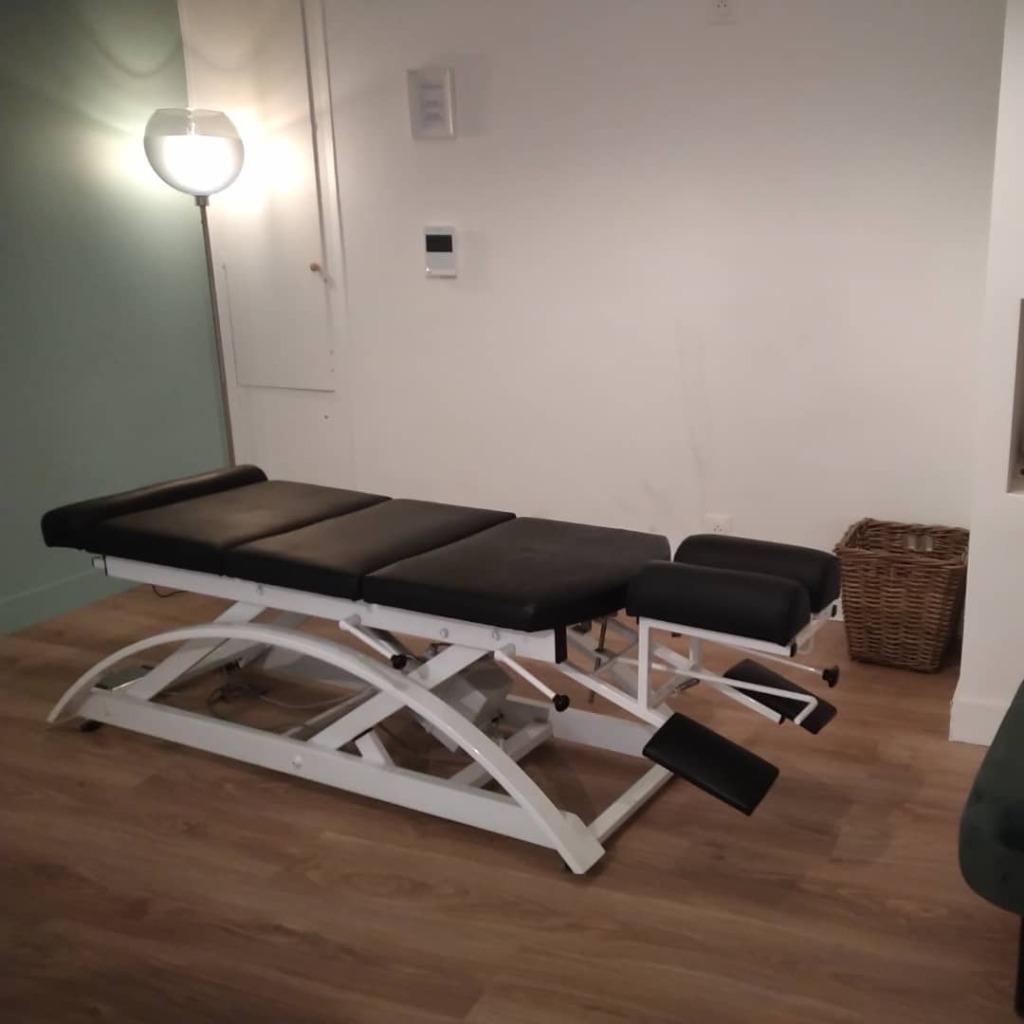 photo cabinet Clement Phong Tuttle