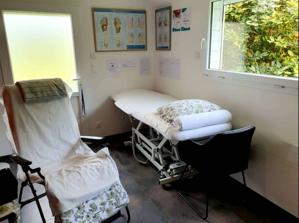 photo cabinet Valerie Manoury réflexologue