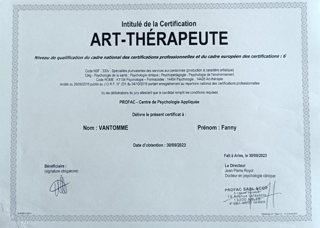 photo diplome Fanny Vantomme | Des.Arts.Des.Sons