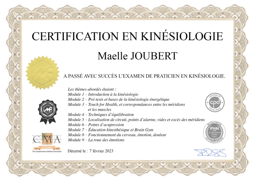 photo diplome Maelle Joubert