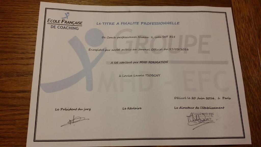photo diplome Louise Laurie Tsobgny