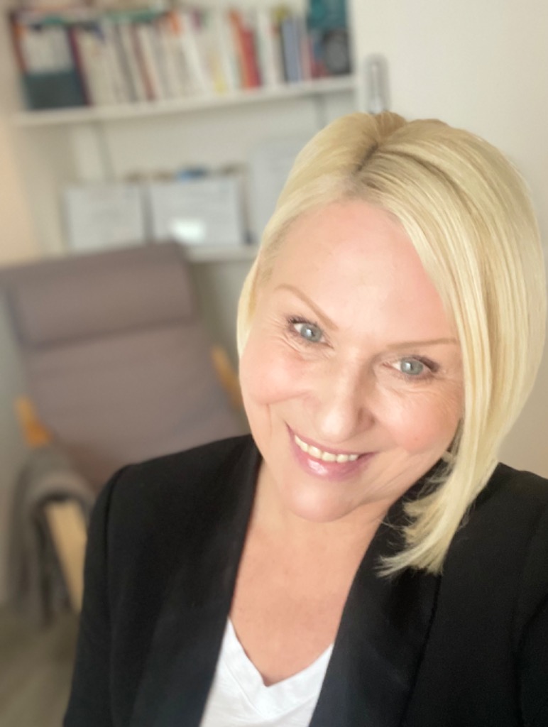 photo portrait Karin Mikitz