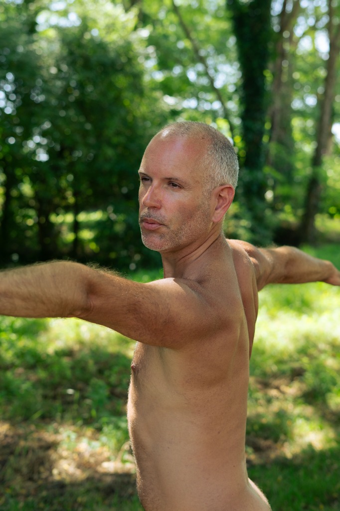 photo seance JEREMY QUANTIQUE BIEN ETRE YOGA-TANTRA 🏠d’hôtes