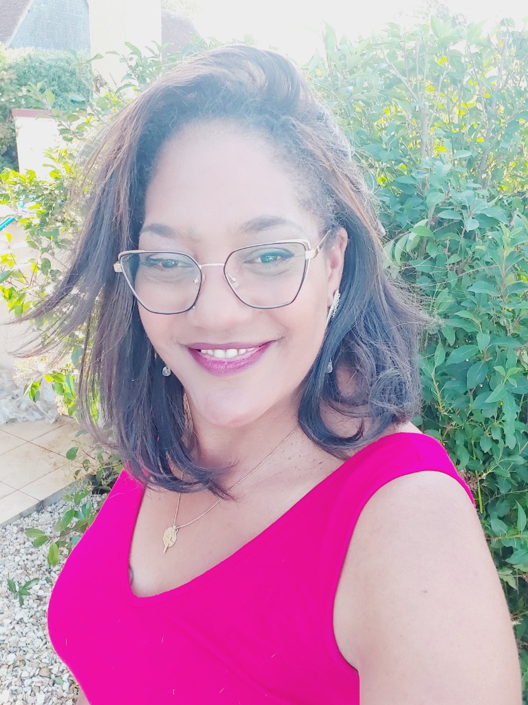 photo portrait Janice Valton-Kali hypnothérapeute