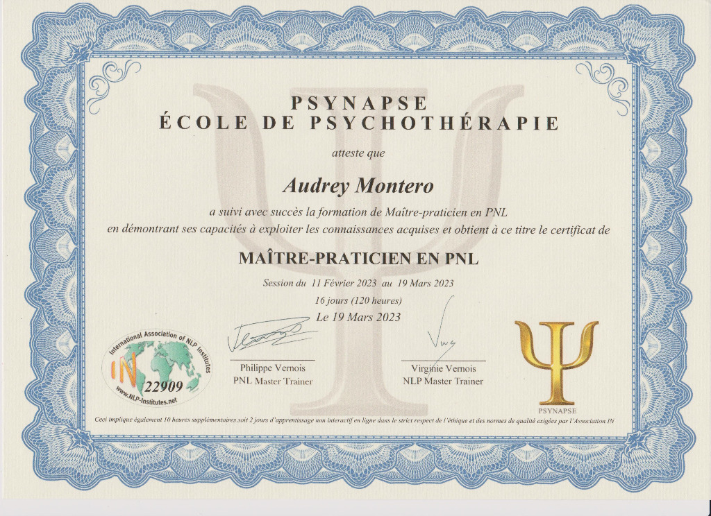 photo diplome Audrey Montero de Santis