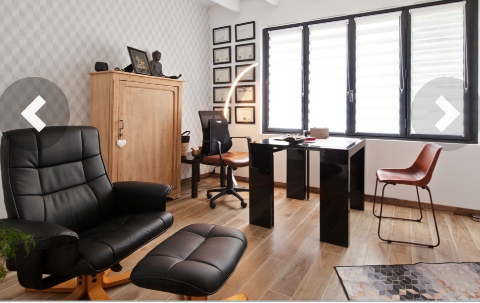 photo cabinet Catherine Hardy