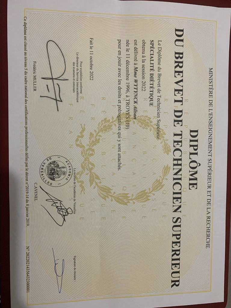 photo diplome Alison WYTYNCK - Diététicienne nutritionniste